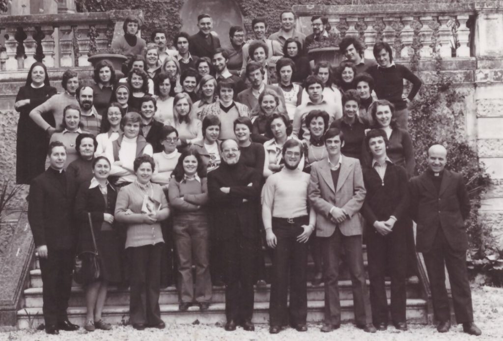 Don Giulio Perini foto 1974 aprile corso esercizi educatori ACR